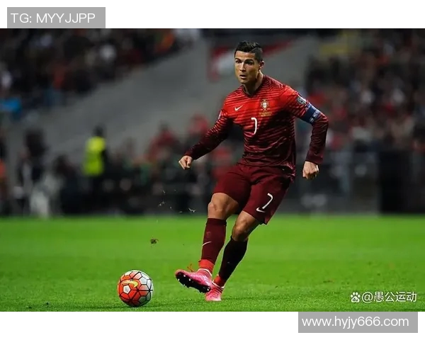 全球足球巨星榜单揭晓前3名球员的辉煌成就与影响力分析